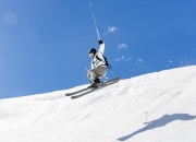 体育赛事直播-乌拉圭鏖战那不勒斯，孙兴慜惊艳四座，亚洲之光闪耀欧陆之夜