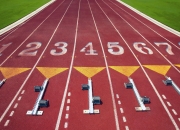 熊猫体育平台-逆袭之夜，周冠宇刷新纪录，索伯车队上演惊天逆转