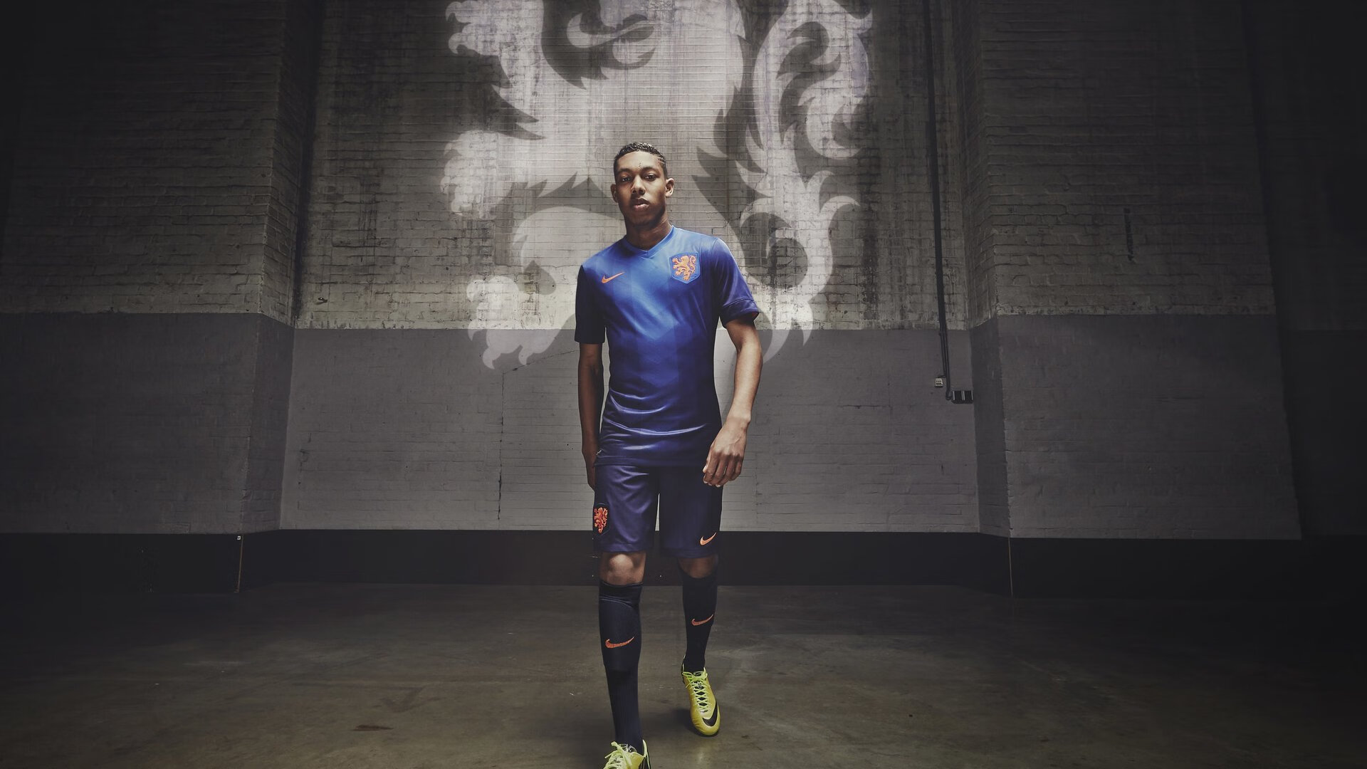 北欧冰与南欧火的对决，瑞典的节奏魔法如何冻结希腊神话，库尔图瓦化身关键先生